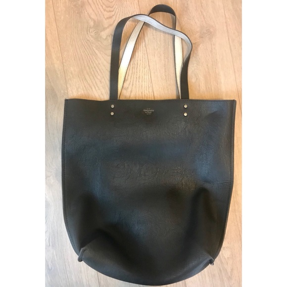 Abercrombie & Fitch Handbags - Abercrombie & Fitch BLACK TOTE